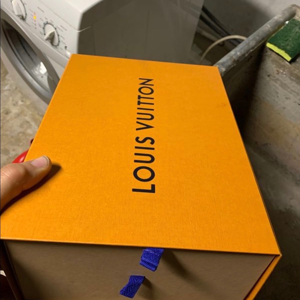 Brand new Louis Vuitton - Picture 5 of 6